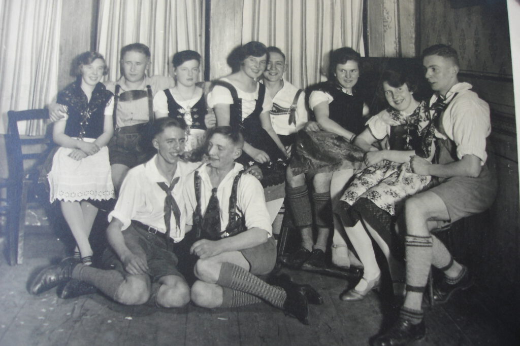 Theatergruppe in der Writschaft